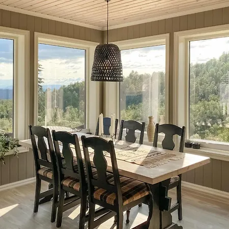 Feriehus In With House A Mountain View Rauland