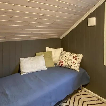 In With House A Mountain View