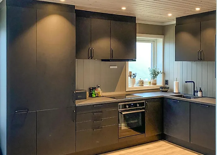 In With House A Mountain View