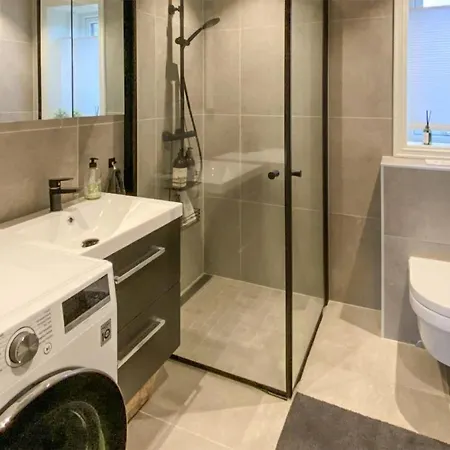 In With House A Mountain View