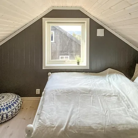 Dom wakacyjny In With House A Mountain View *